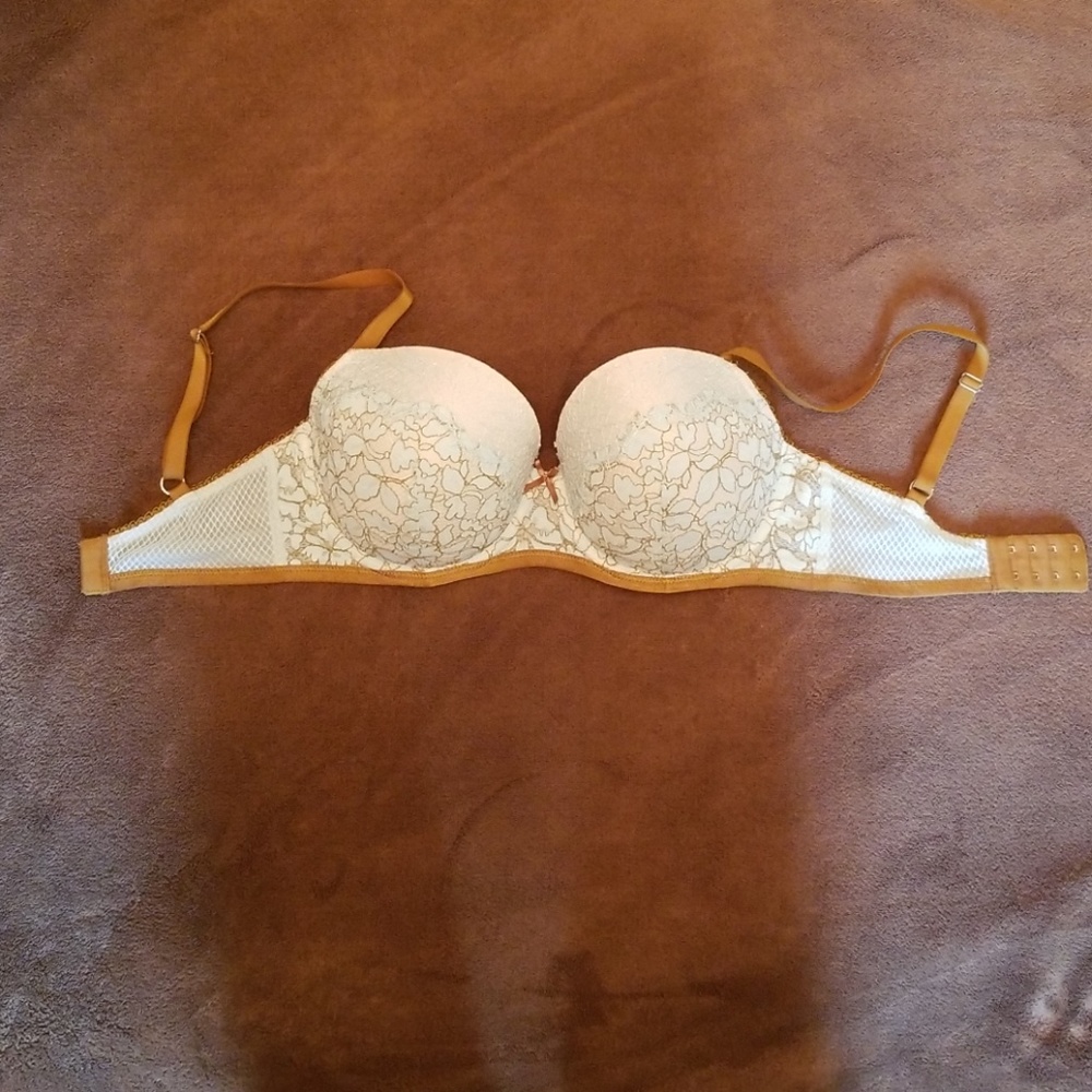Victoria's Secret Dream Angels 32DDD bra